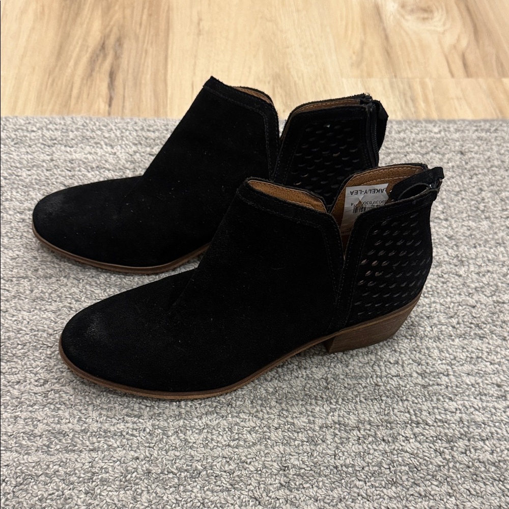 Black Suede Women's Ankle Booties - Classic Low Heel - Susina size 8